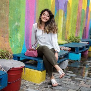 Meet your Posher, Mia